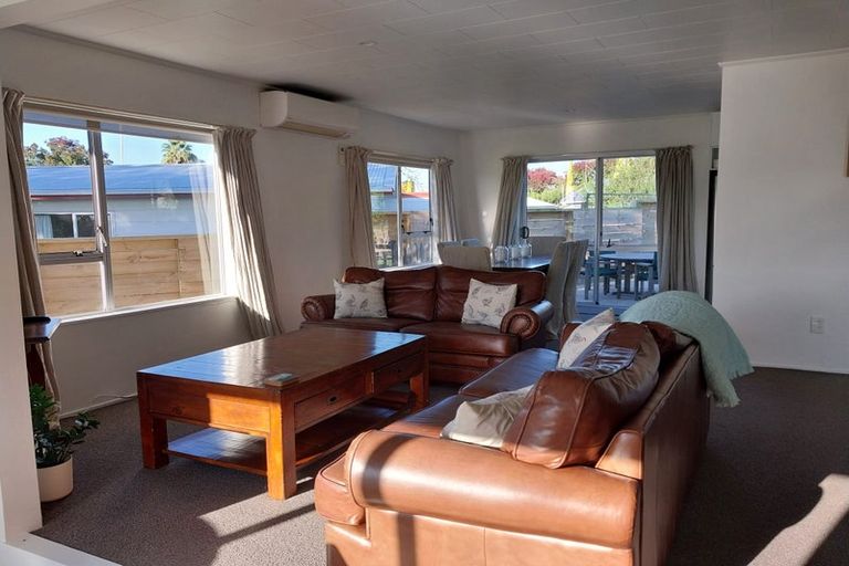 Photo of property in 1a Breadalbane Road, Havelock North, 4130