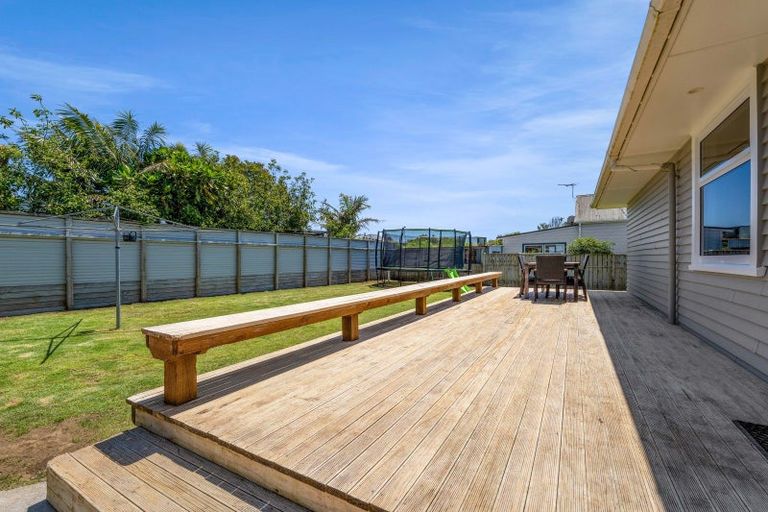 Photo of property in 63 Domett Street, Waitara, 4320