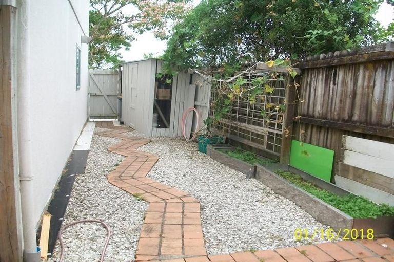 Photo of property in 63 Kona Crescent, Henderson, Auckland, 0610