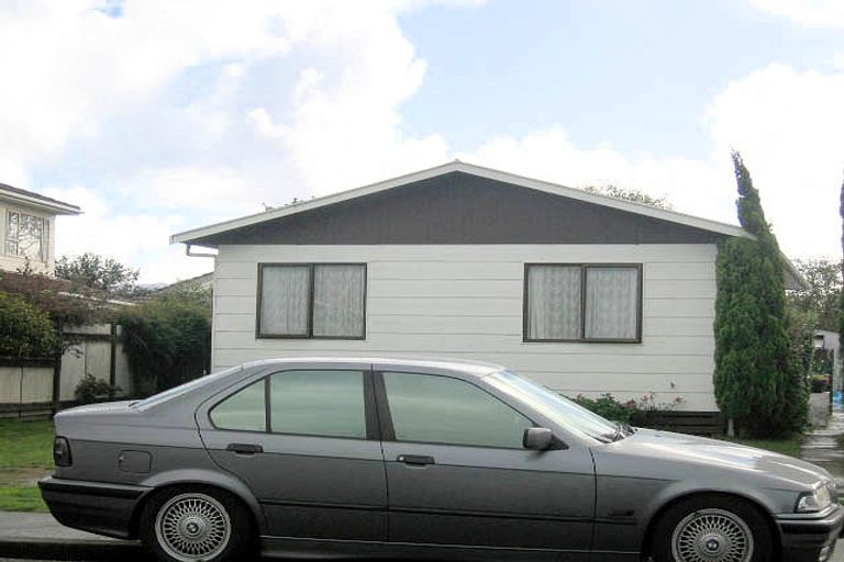 Photo of property in 33 Hollis Road, Paraparaumu Beach, Paraparaumu, 5032