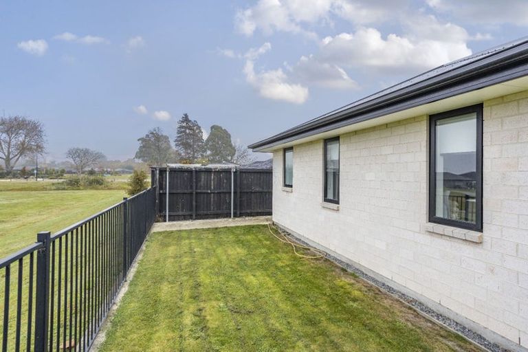 Photo of property in 10 Godley Place, Woodend, 7610