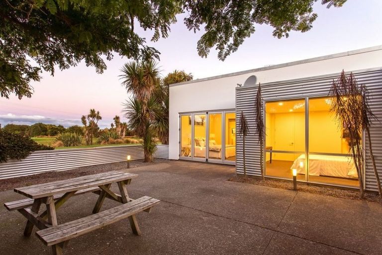 Photo of property in 4 Lantern Lane, Halswell, Christchurch, 8025