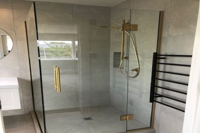 Photo of property in 207 Weston Road, St Albans, Christchurch, 8052