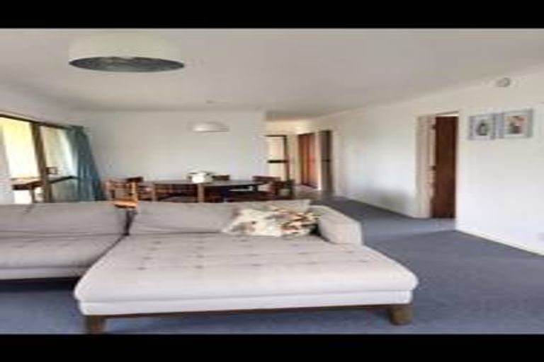 Photo of property in 16a Roretana Drive, Athenree, Katikati, 3177