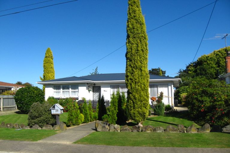 Photo of property in 38 Stirling Crescent, Mosgiel, 9024