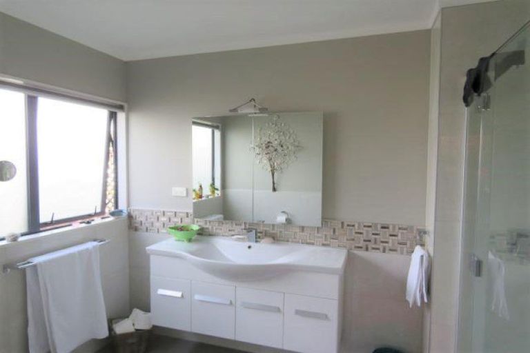 Photo of property in 86 Barrett Road, Whalers Gate, New Plymouth, 4310