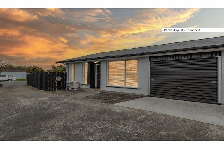 Photo of property in 6 Jade Place, Parklands, Christchurch, 8083