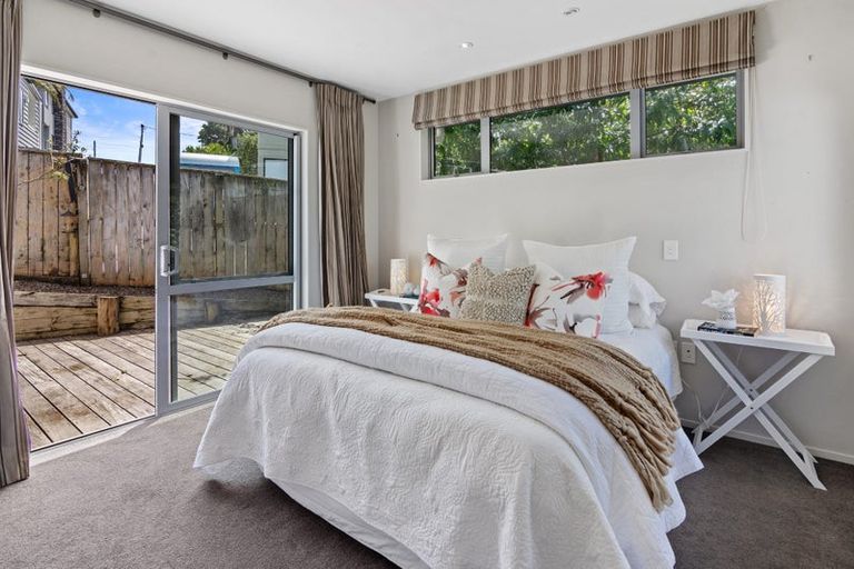 Photo of property in 48 Hebron Road, Waiake, Auckland, 0630