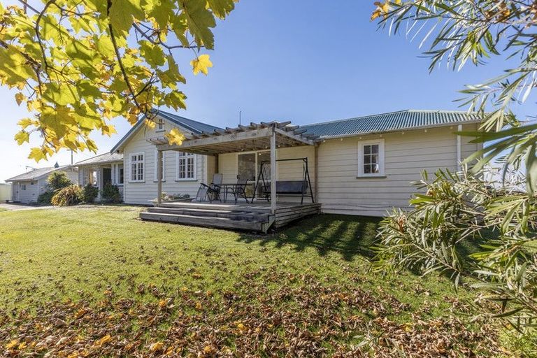 Photo of property in 208 Pukeora Scenic Road, Waipukurau, 4281