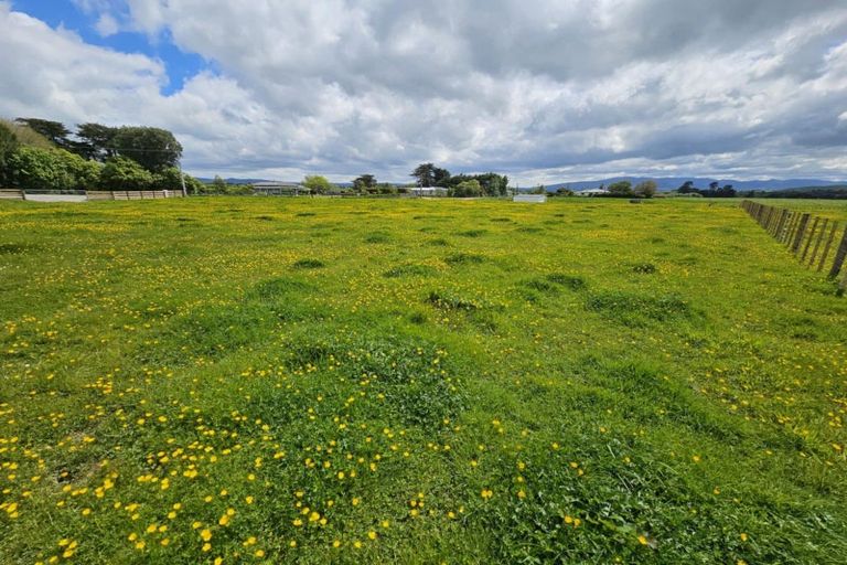 Photo of property in 48 Oparatai Road, Mangatainoka, Pahiatua, 4982
