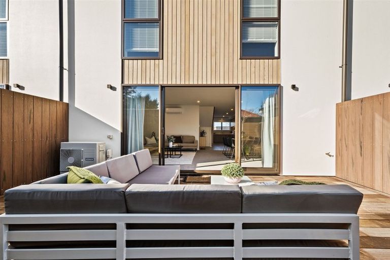 Photo of property in 6/9 Edgeware Road, St Albans, Christchurch, 8014