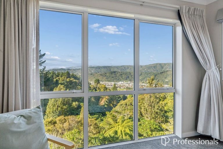 Photo of property in 17 Lindis Lane, Kelson, Lower Hutt, 5010