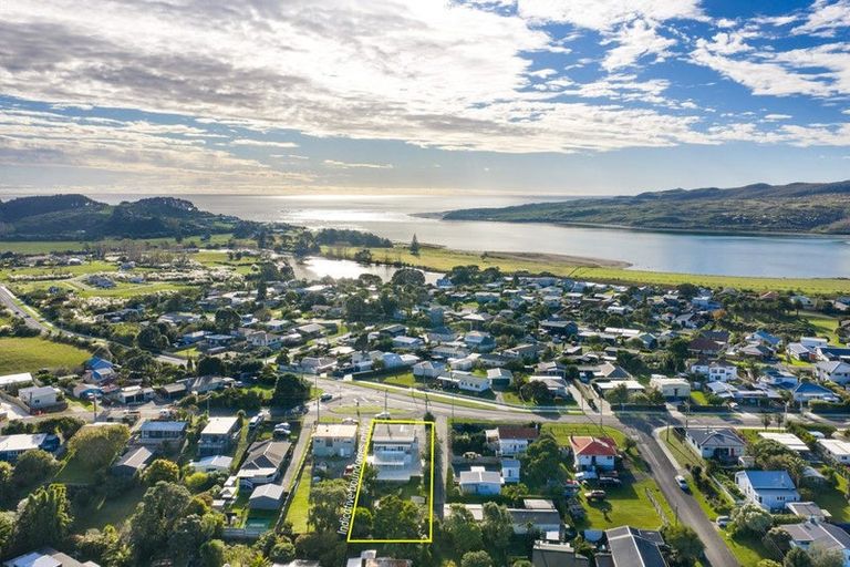 Photo of property in 70 Wainui Road, Raglan, 3225