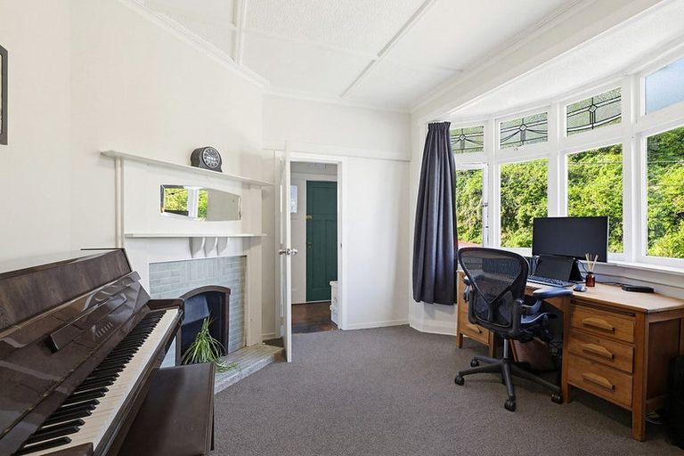 Photo of property in 49 Adams Terrace, Aro Valley, Wellington, 6021