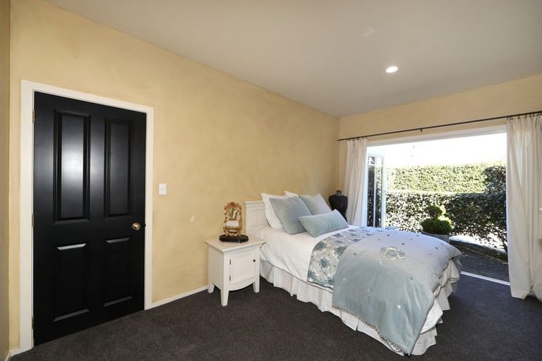 Photo of property in 42 Pukekura Place, Taradale, Napier, 4112