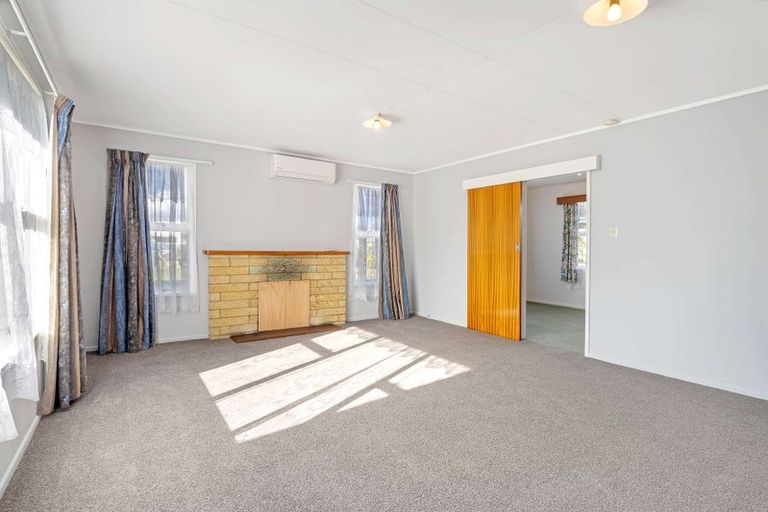 Photo of property in 7 Gloag Street, Waverley, 4510