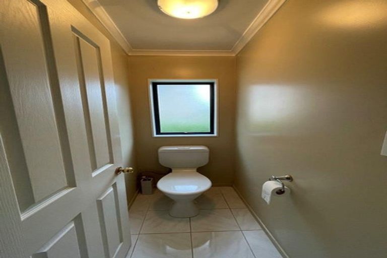 Photo of property in 3 Carnelian Court, Westgate, Auckland, 0614