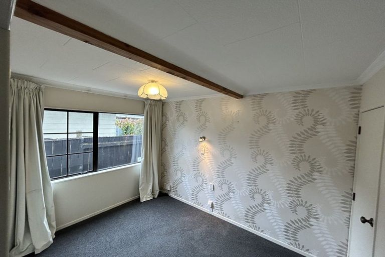 Photo of property in 21 Woodfield Avenue, Roslyn, Palmerston North, 4414