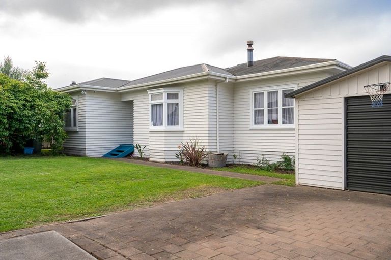 Photo of property in 9 Puriri Avenue, Te Puke, 3119