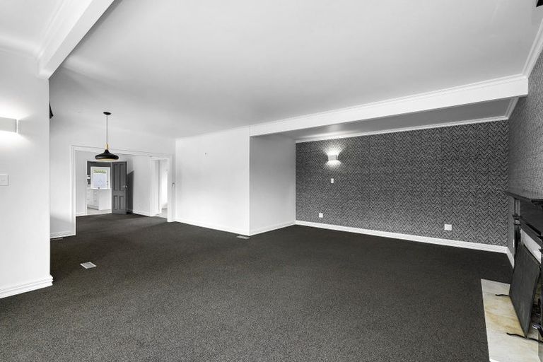 Photo of property in 415 Fergusson Drive, Heretaunga, Upper Hutt, 5018