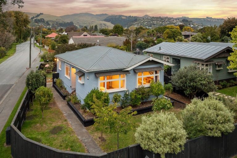 Photo of property in 134 Saint Martins Road, Saint Martins, Christchurch, 8022