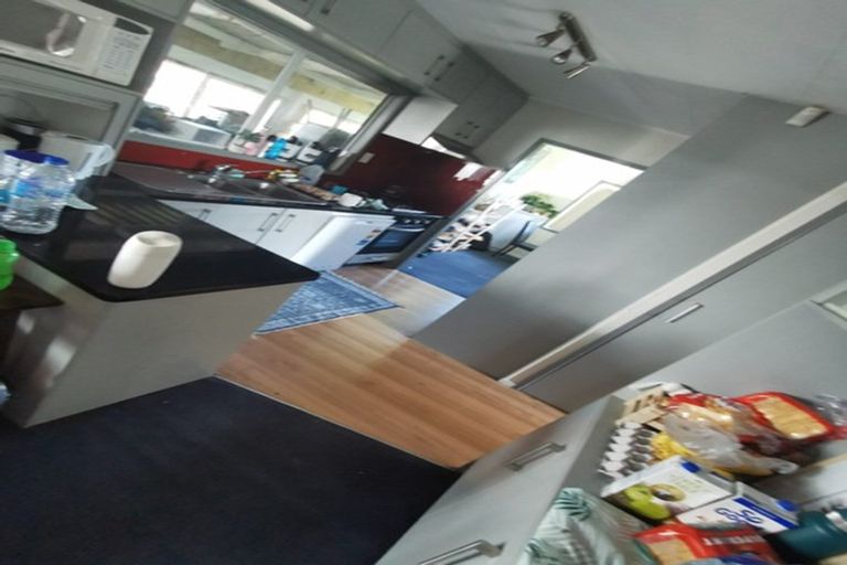 Photo of property in 42 Beaufort Place, Papatoetoe, Auckland, 2025