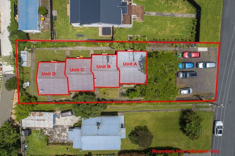 Photo of property in 2/3 Miro Street, Helensville, 0800