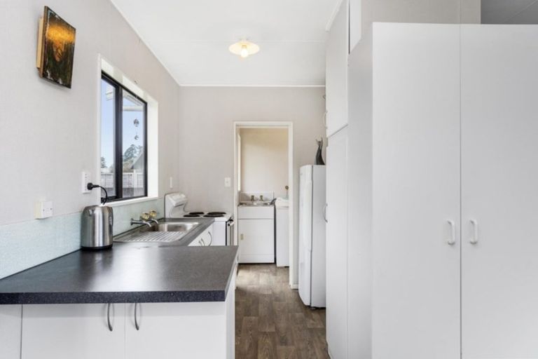 Photo of property in 215 Gravatt Road, Papamoa Beach, Papamoa, 3118