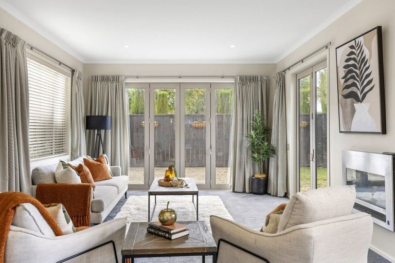 Photo of property in 1/745 Acacia Bay Road, Acacia Bay, Taupo, 3330