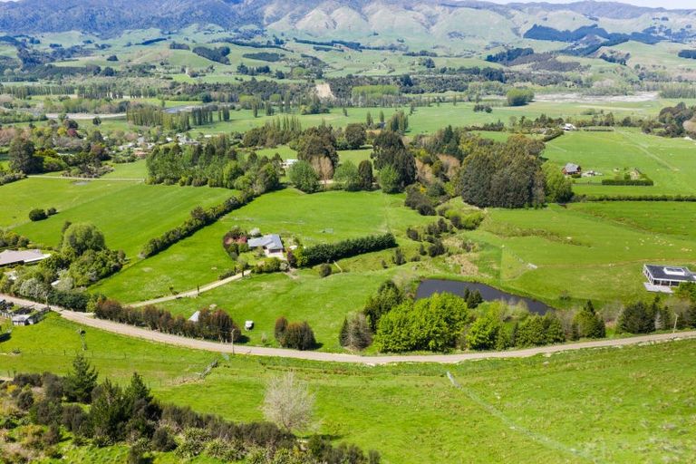Photo of property in 946f Finnis Road, Pohangina, Ashhurst, 4884