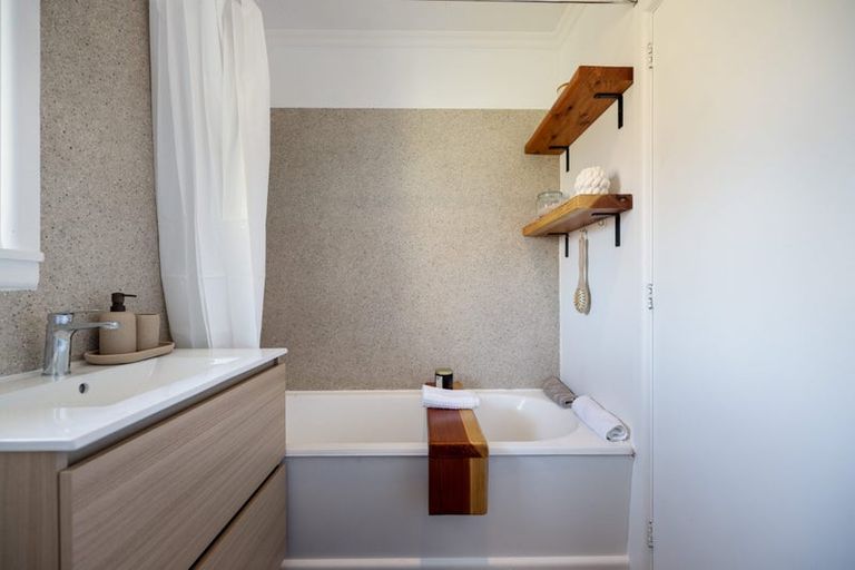 Photo of property in 3/31 Remuera Avenue, Cashmere, Christchurch, 8022