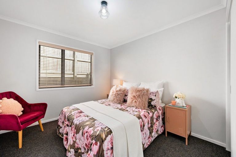 Photo of property in 13 John Burke Drive, Aotea, Porirua, 5024