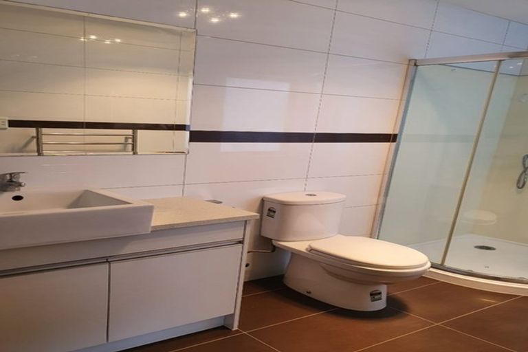 Photo of property in 65 Kirikiri Drive, Papakura, 2110