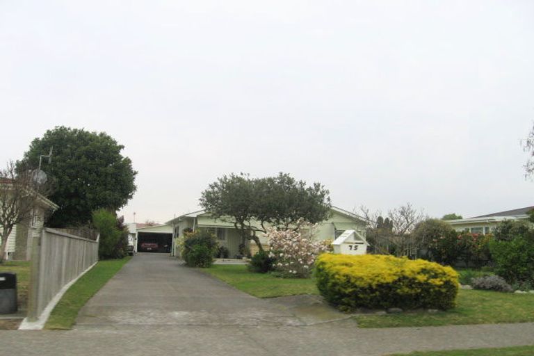 Photo of property in 75 Meeanee Road, Taradale, Napier, 4112