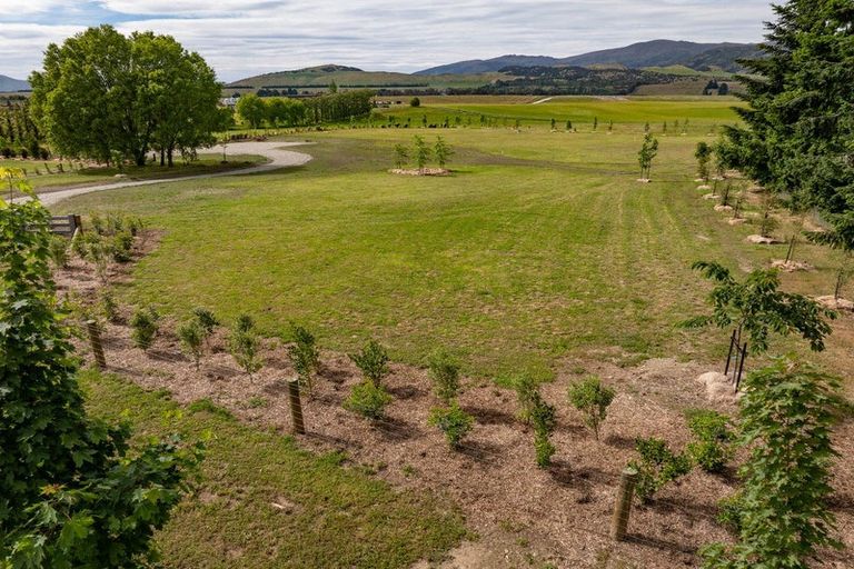 Photo of property in 624 Ballantyne Road, Wanaka, 9382