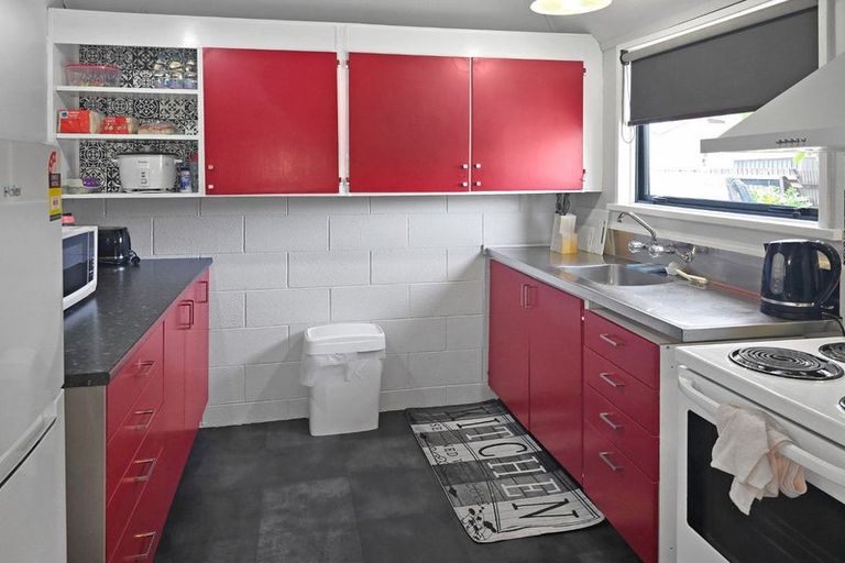 Photo of property in 9/720 Ballantyne Street, Frimley, Hastings, 4120