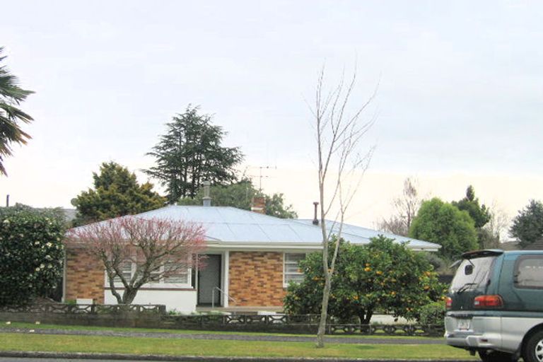 Photo of property in 54 Storey Avenue, Forest Lake, Hamilton, 3200