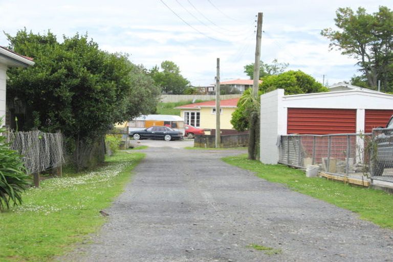 Photo of property in 30 Jordan Road, Mangere, Auckland, 2022