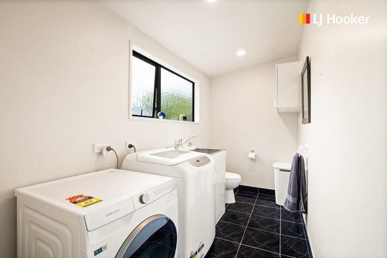 Photo of property in 21 Binnie Street, Abbotsford, Dunedin, 9018