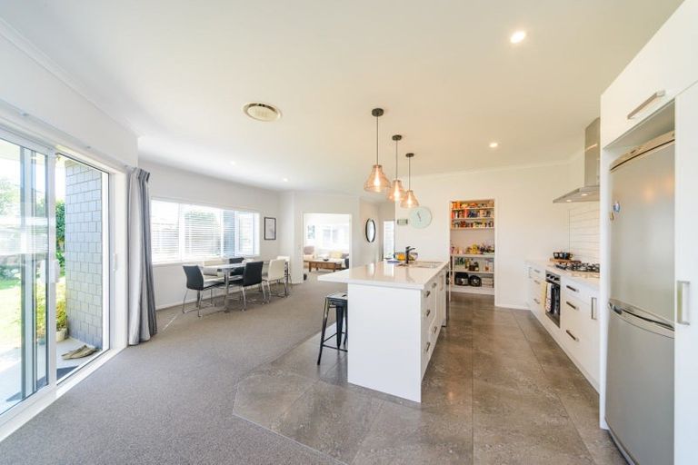 Photo of property in 13 Cherry Place, Feilding, 4702