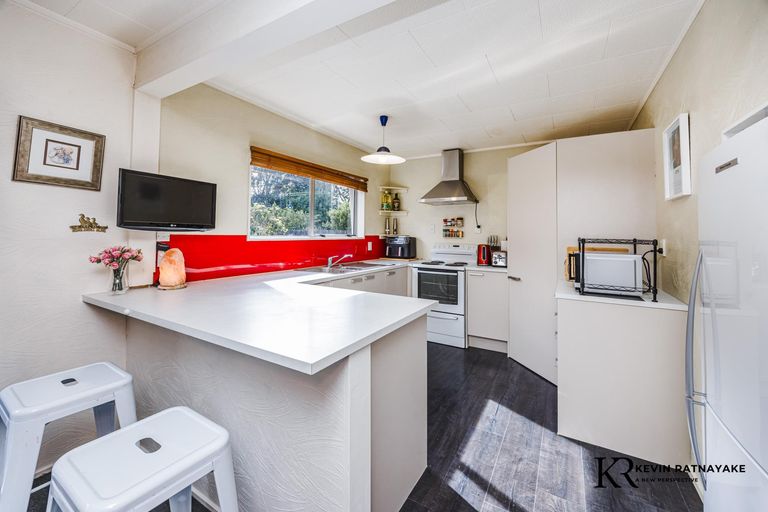 Photo of property in 2/100 Beach Road, Pahurehure, Papakura, 2113