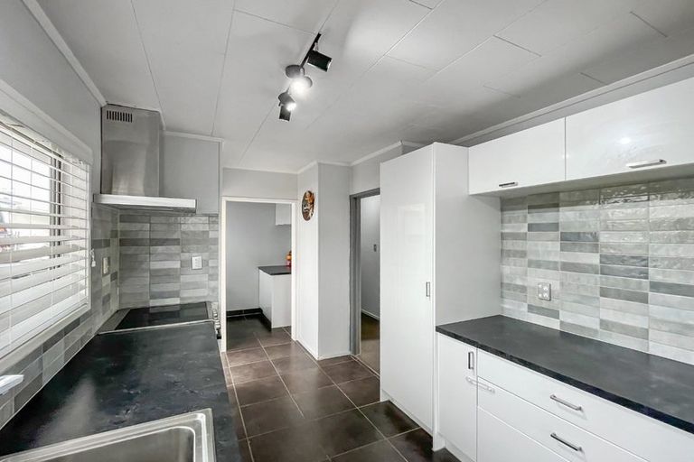 Photo of property in 803a Avenue Road East, Parkvale, Hastings, 4122