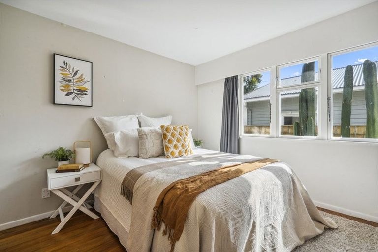 Photo of property in 16a Tirangi Road, Rongotai, Wellington, 6022