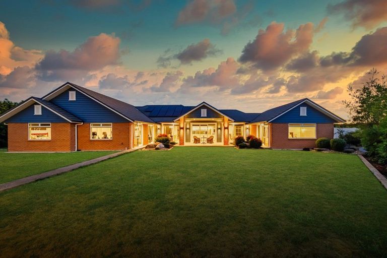 Photo of property in 9 Pukeko Grove, Cambridge, 3434