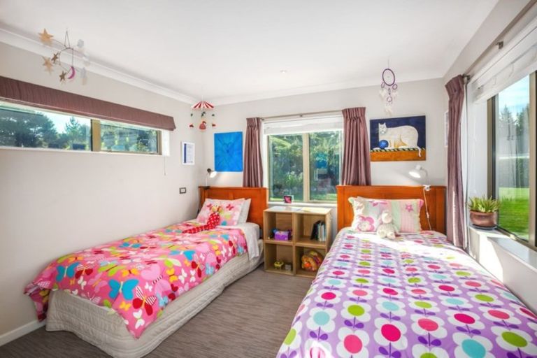 Photo of property in 4 Lamont Place, Waikanae, 5036