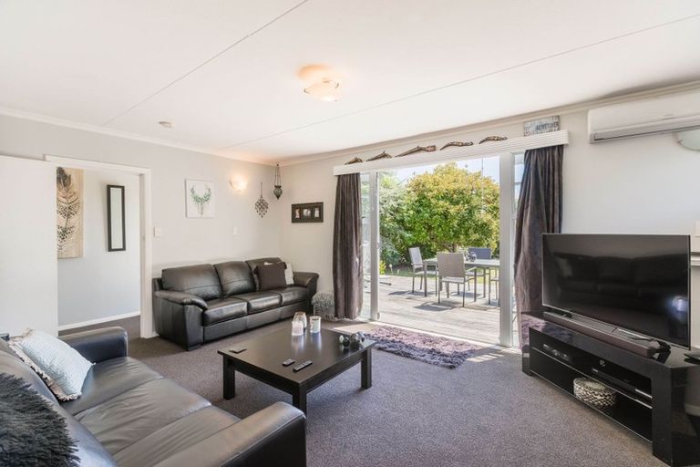 Photo of property in 70 Michael Road, Paraparaumu Beach, Paraparaumu, 5032