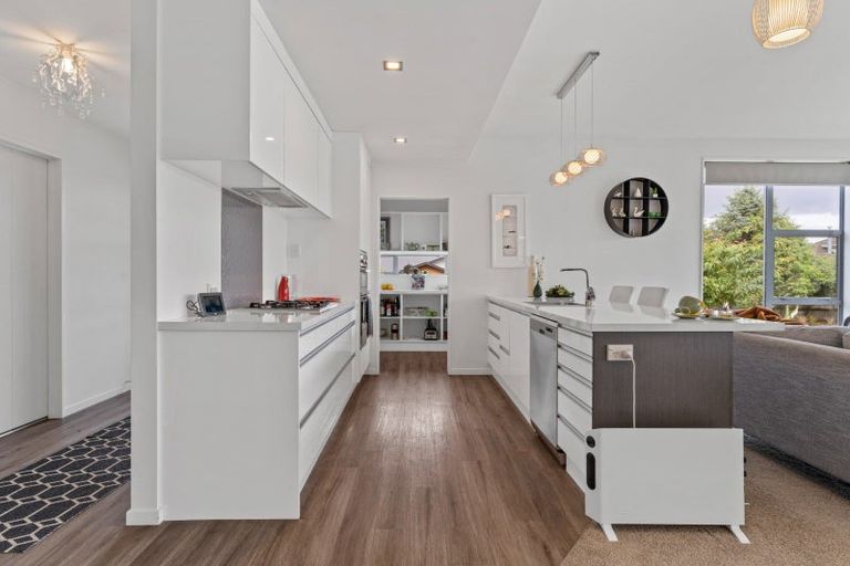 Photo of property in 1 Heathfield Drive, Mosgiel, 9024