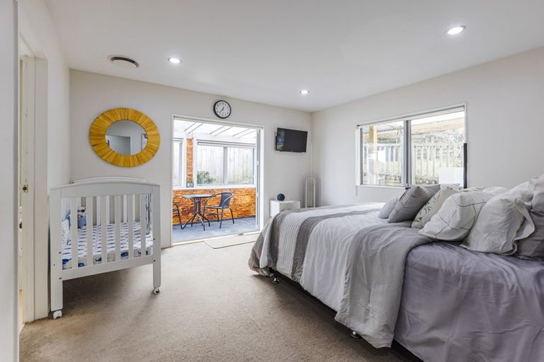 Photo of property in 134 Keri Vista Rise, Papakura, 2110