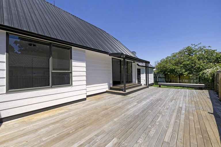 Photo of property in 21a Rimmington Drive, Hamilton Lake, Hamilton, 3204