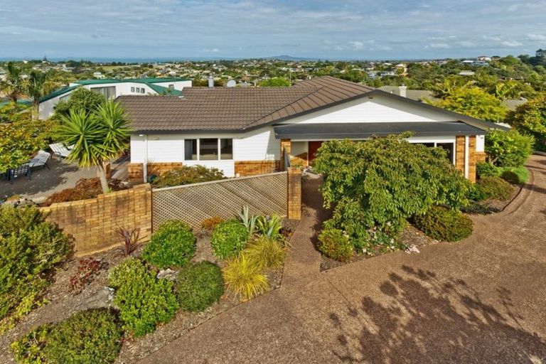 Photo of property in 63 Fitzwilliam Drive, Torbay, Auckland, 0630